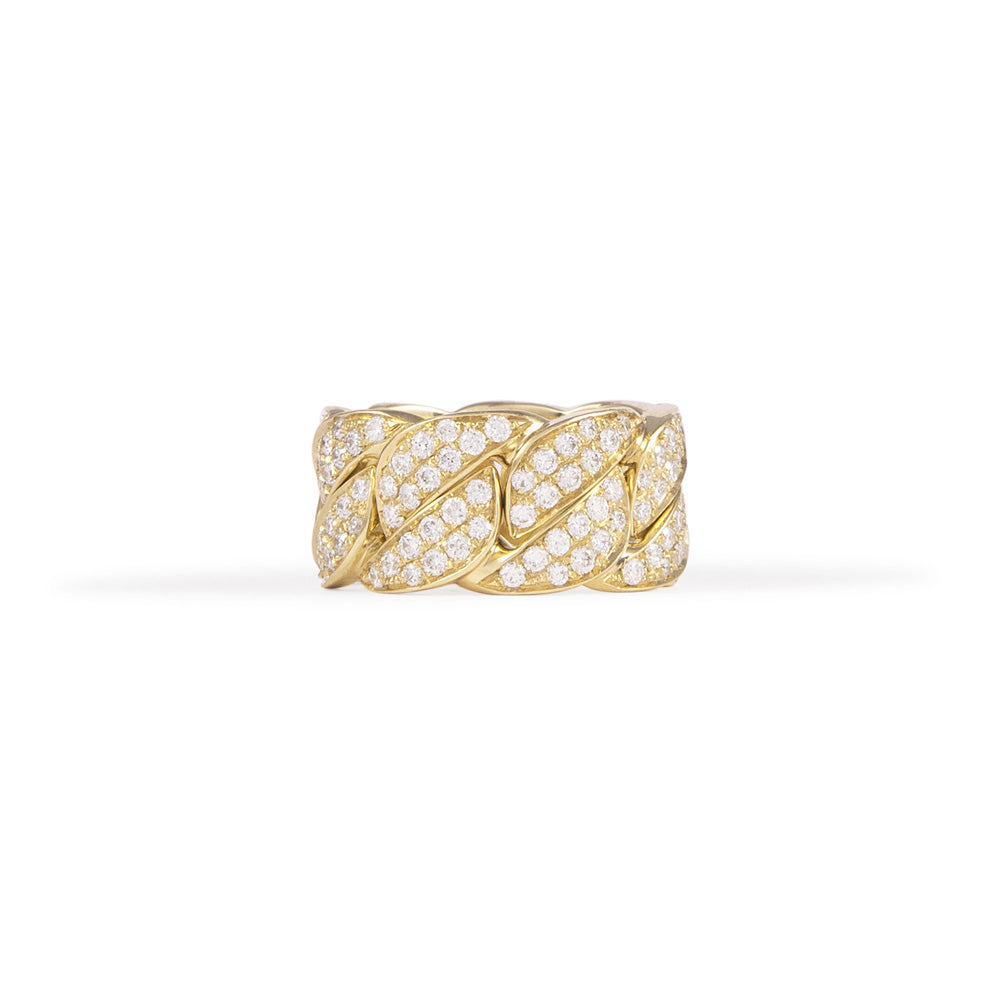 A Vice Versa Versa Ring Diamond with diamond pavé band rings.