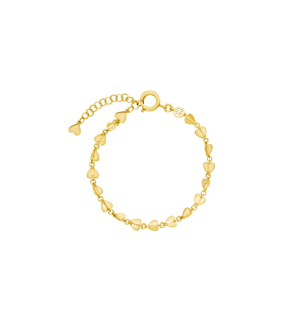The Cadar Wings of Love Bracelet is a stunning 18k yellow gold-plated bracelet featuring a delicate small charm.