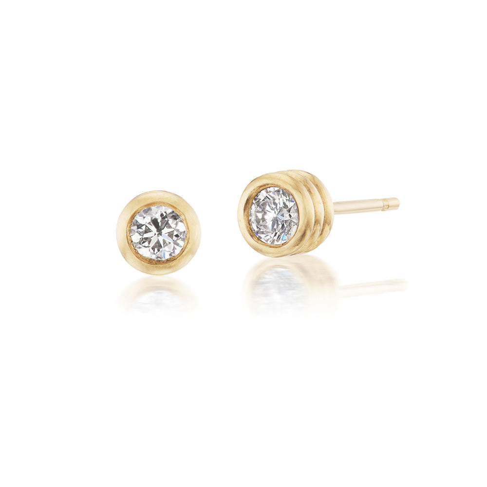 Diamond Mini Grotto Stud Earrings in Yellow Gold