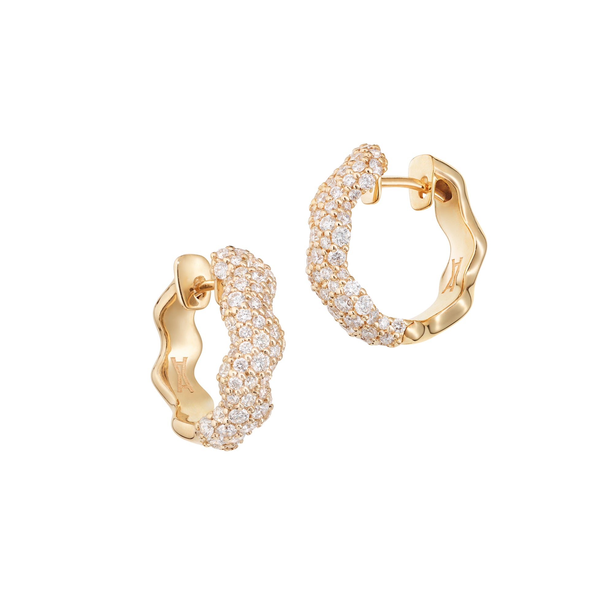 (Let It) Flow Hoops with Diamonds