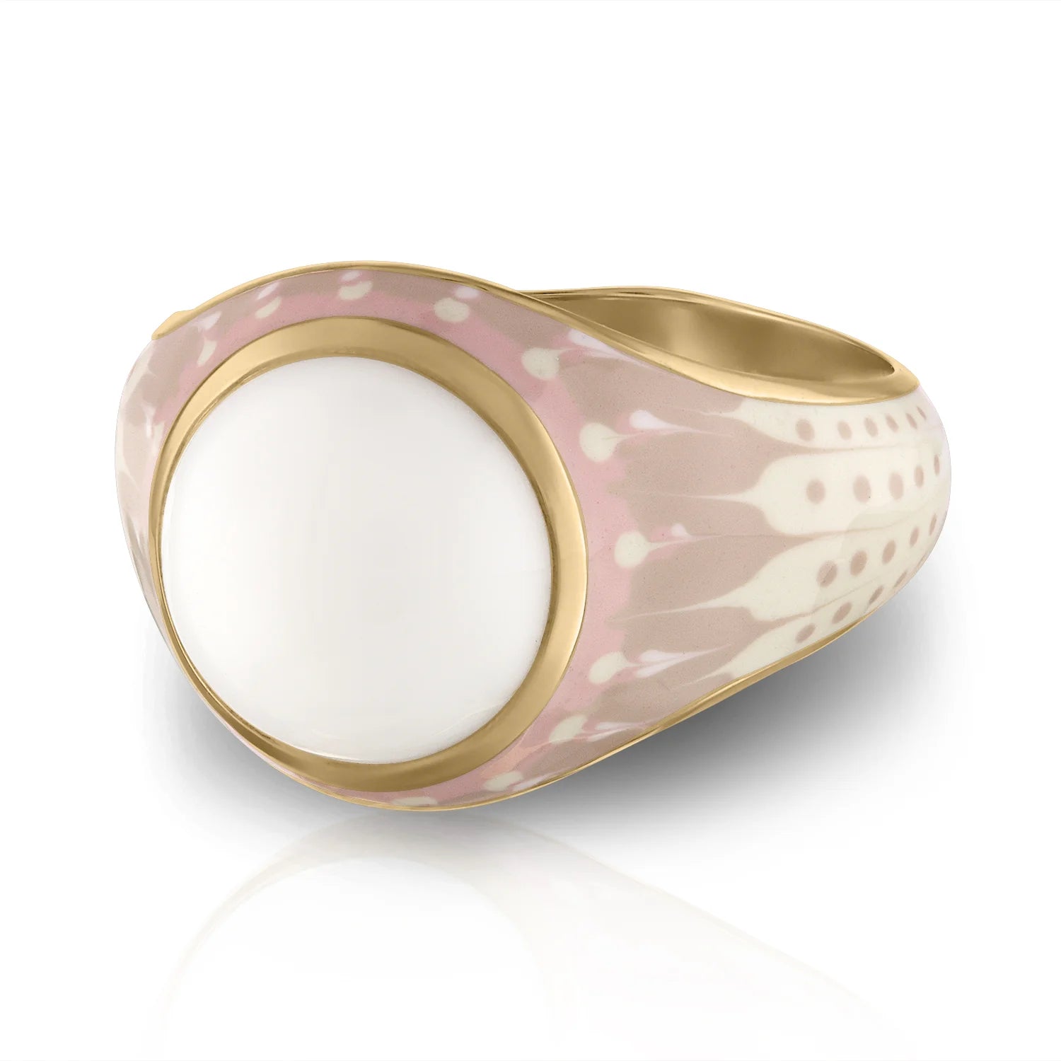 White Onyx Mood Ring with Marbled Enamel in Yellow Gold