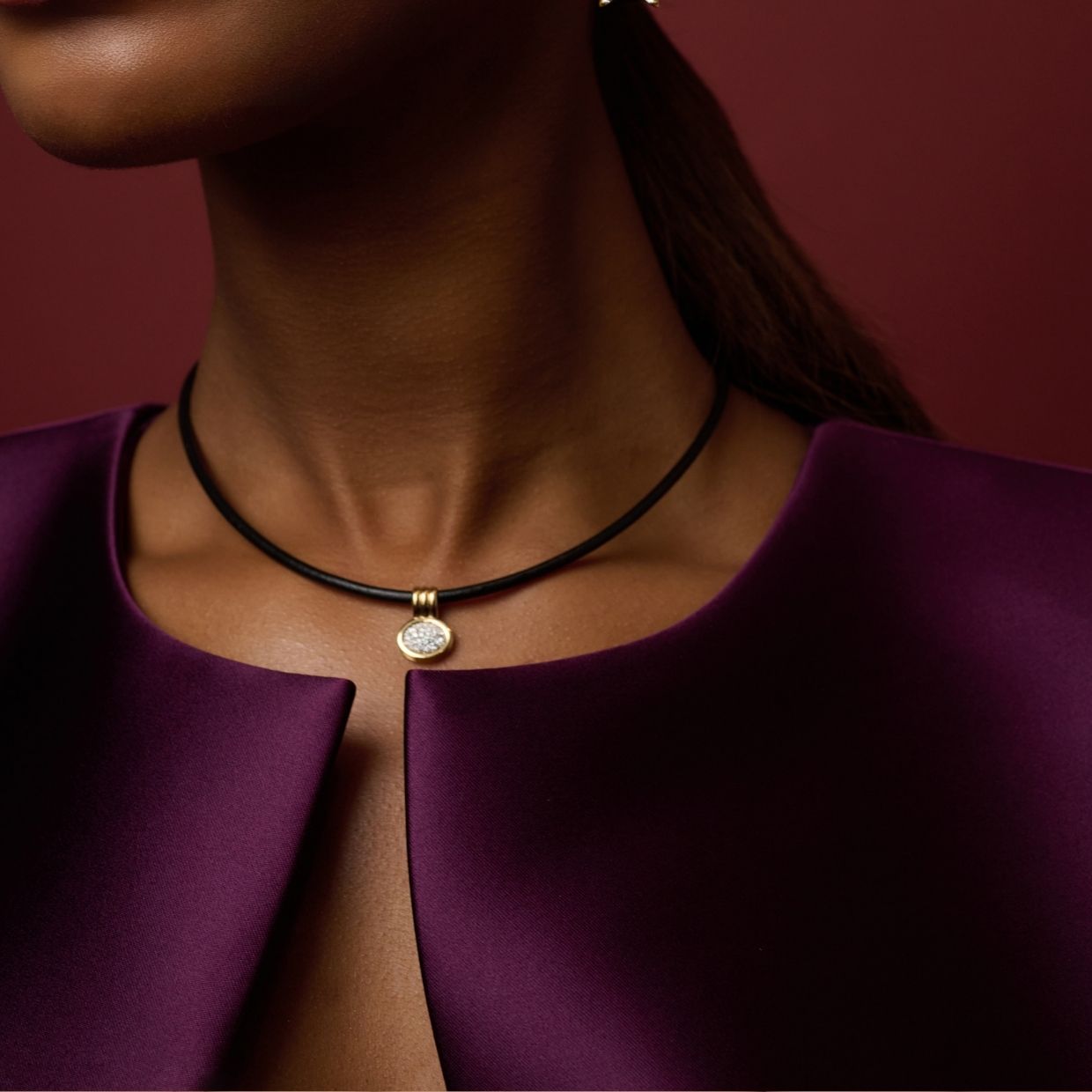 Mini White Diamond Pavé Scuba Choker in Black Leather and Yellow Gold