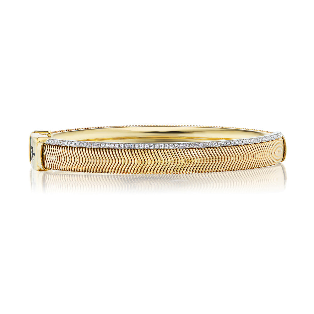 White Diamond Feelings Layered Bangle Bracelet in Yellow Gold