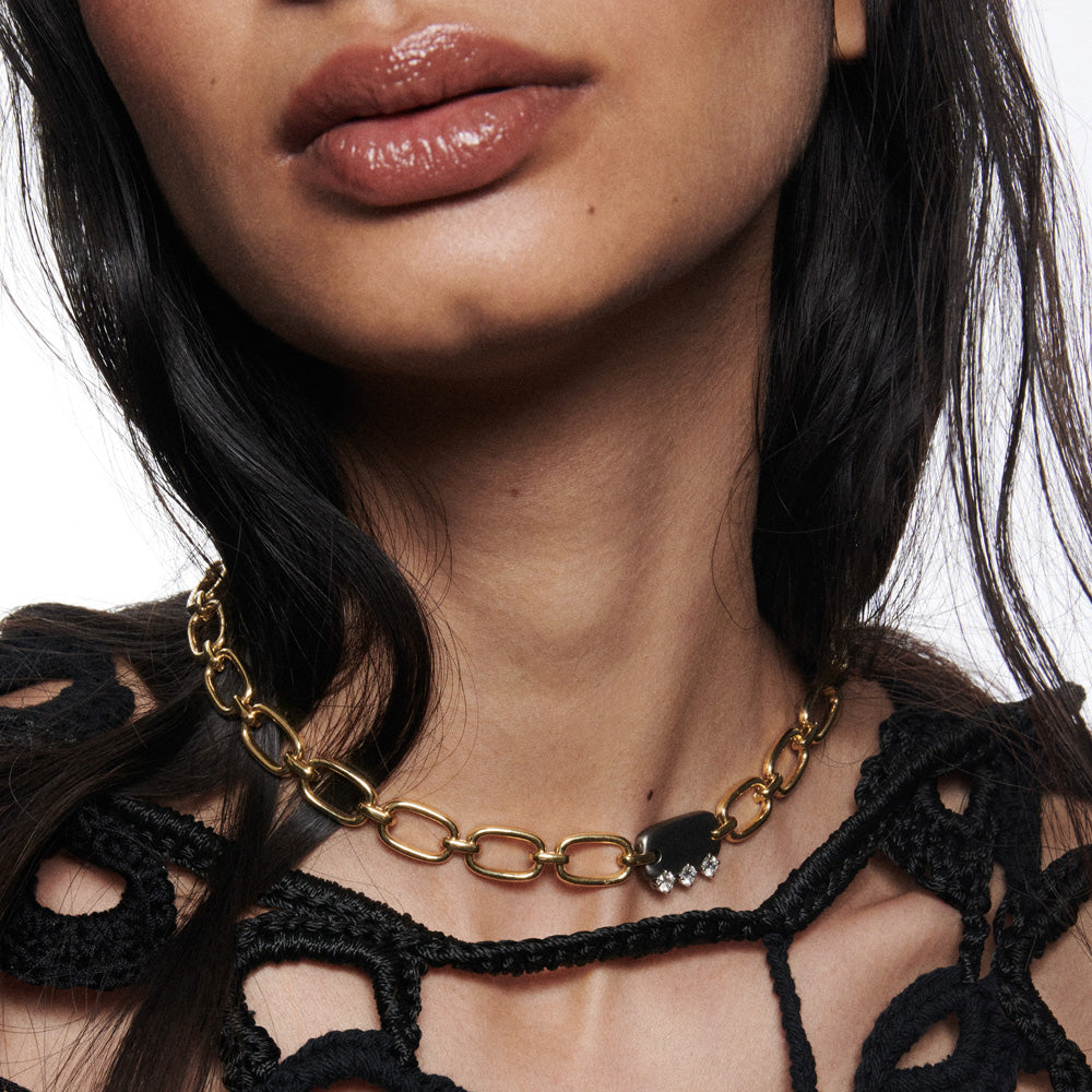 Me Necklace Black Gold