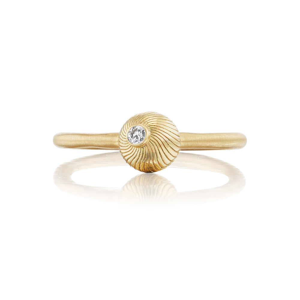 Karko Ring with White Diamond