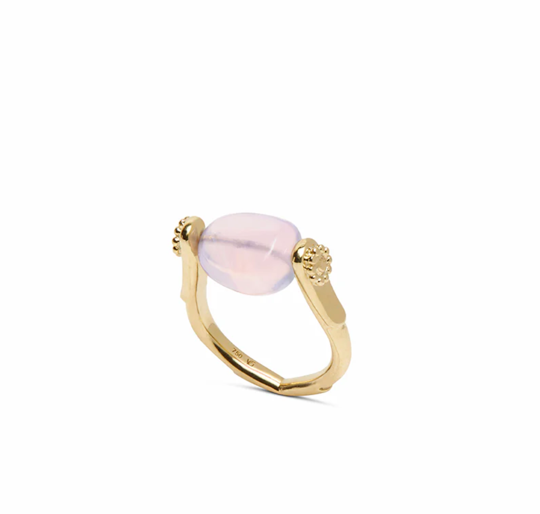 Lavender Quartz Colors Ring in Yellow Gold