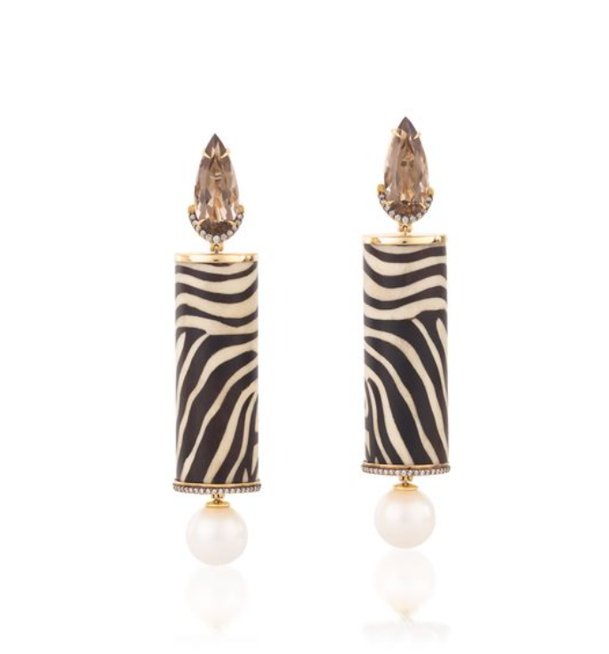 Marquetry Cylindrical earrings with zebra motif and smokey quartz in yellow gold