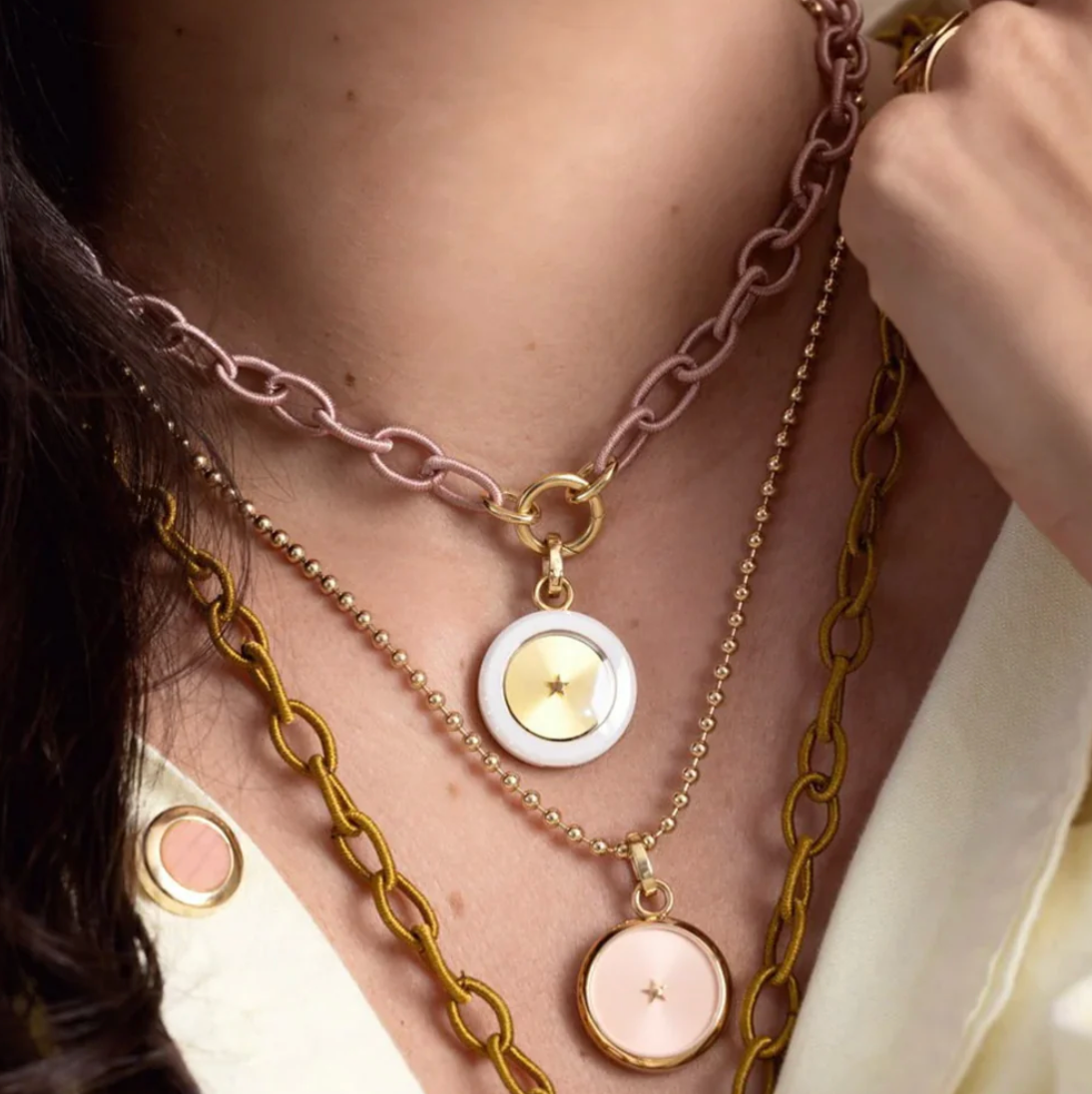 White Silk Thread Chain Necklace in Yellow Gold