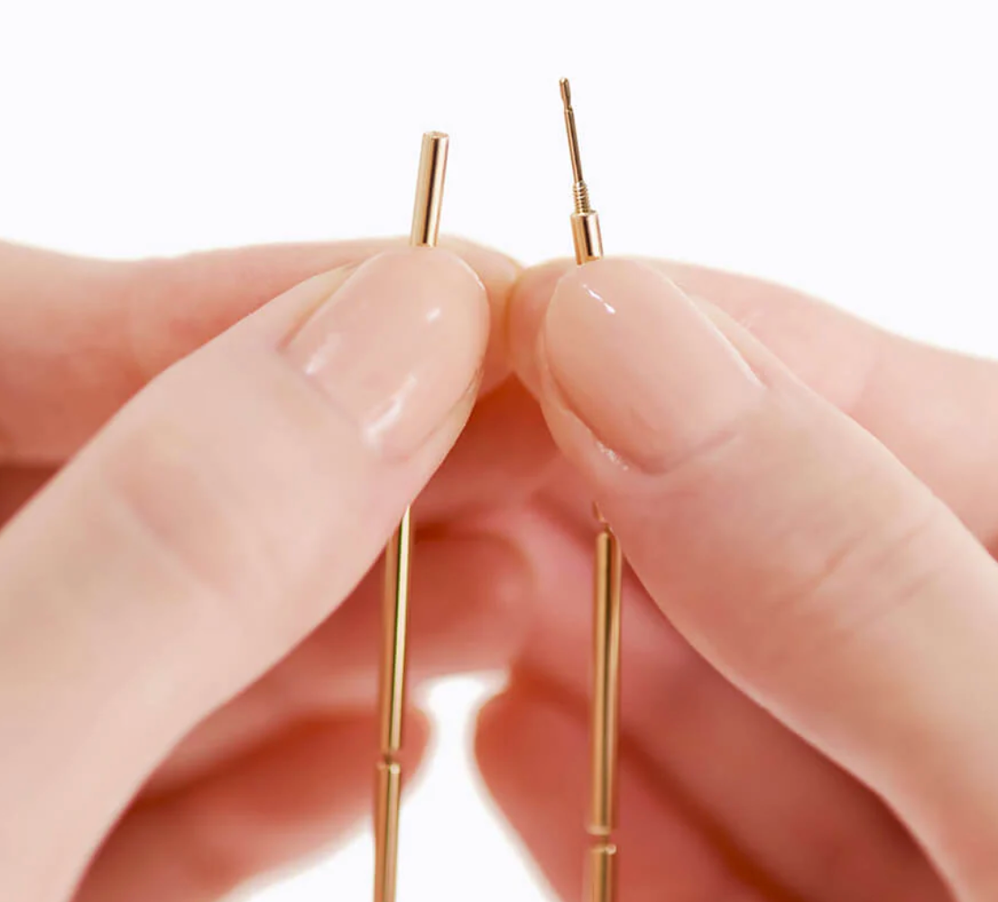 Construction Line Necklace in Yellow Gold