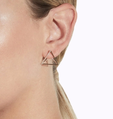 3D Two-Sided Pavè Diamond Triangle Earring 02 in Yellow Gold
