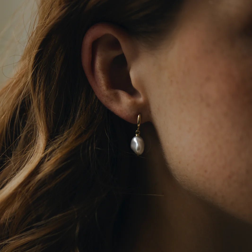 Baroque Pearl Mini Hoop Earrings - MUSE Shop