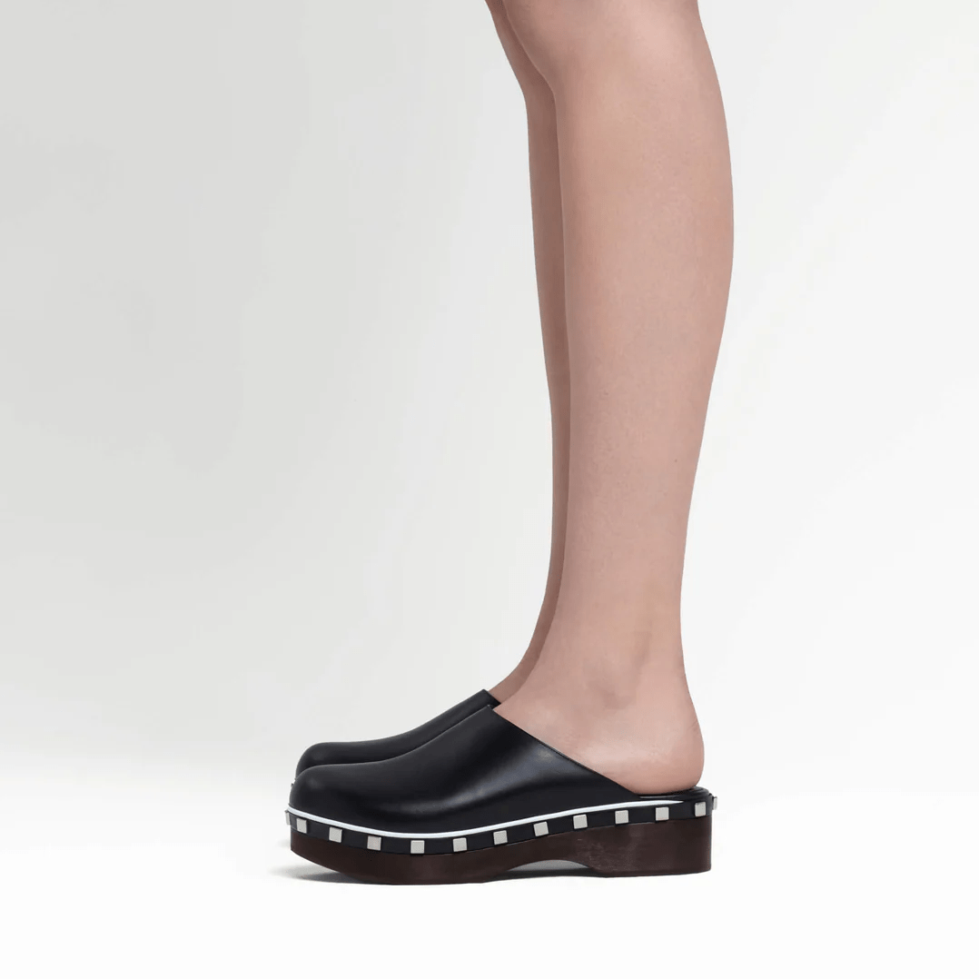 Black Calf Leather Clogs - MUSE Shop