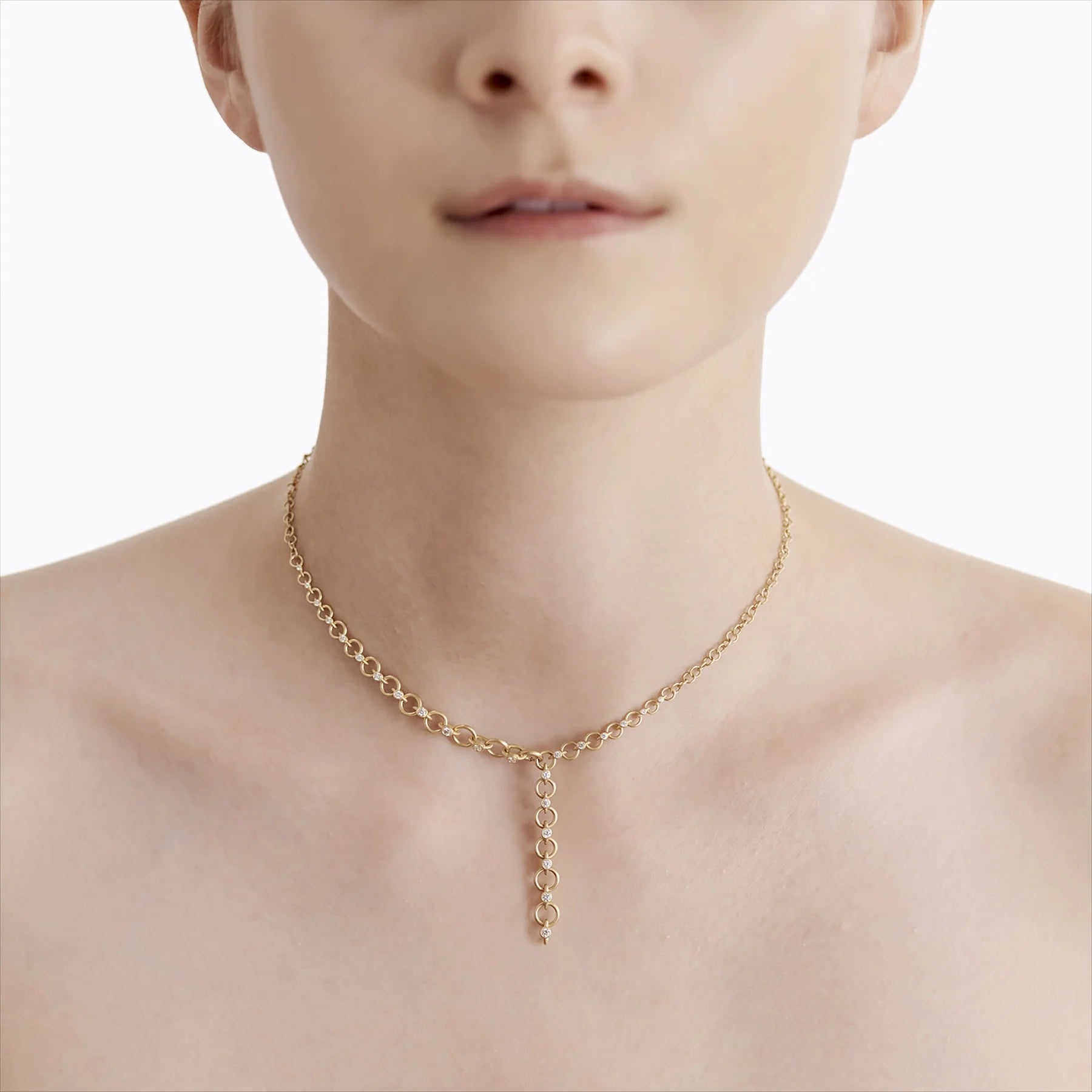 Yellow Gold and Diamond Link Necklace 01