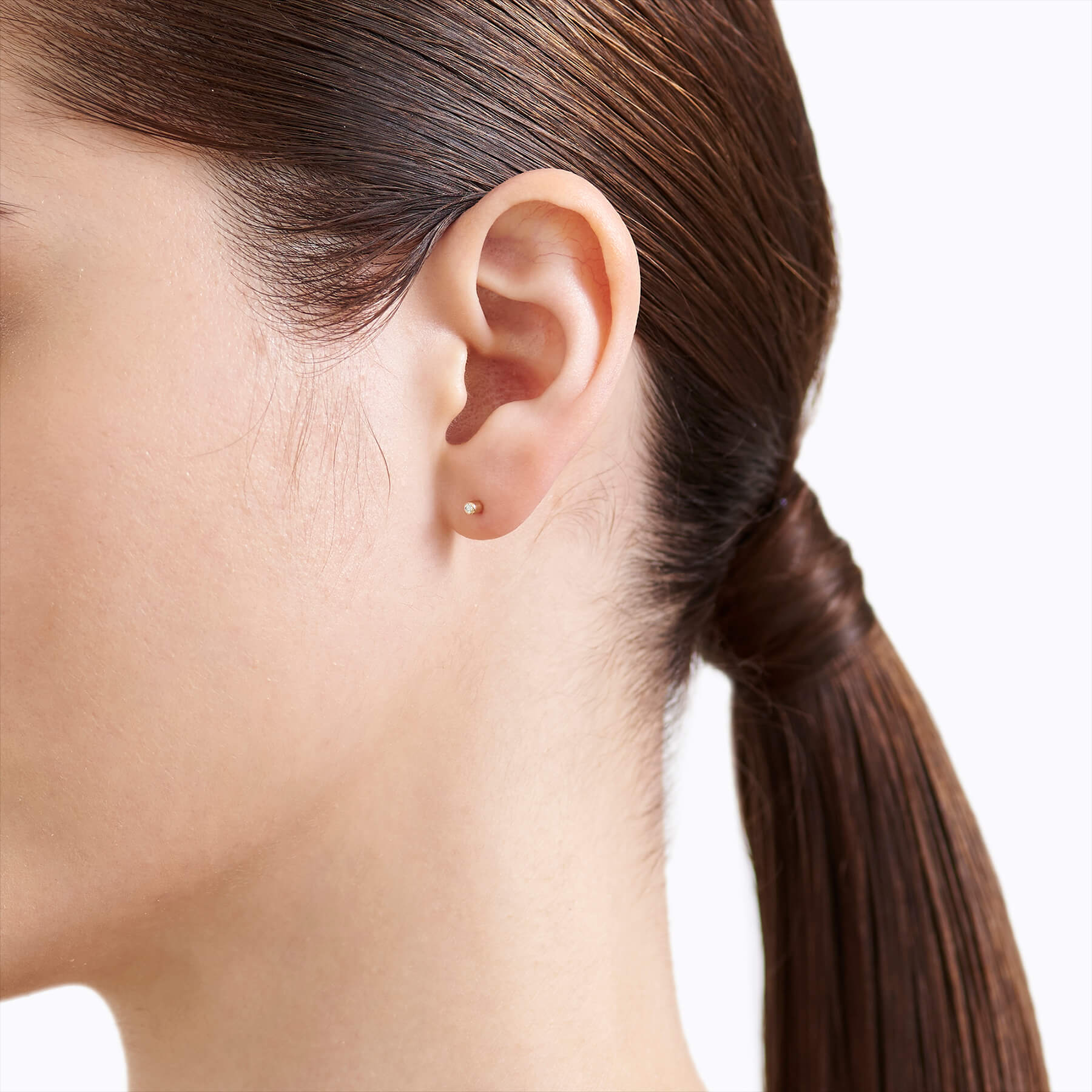 Yellow Gold and White Diamond 12mm Twist Pin Earring 01