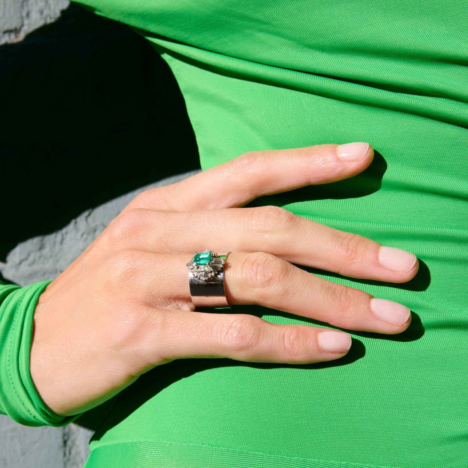 Emerald Revive Ring - MUSE Shop