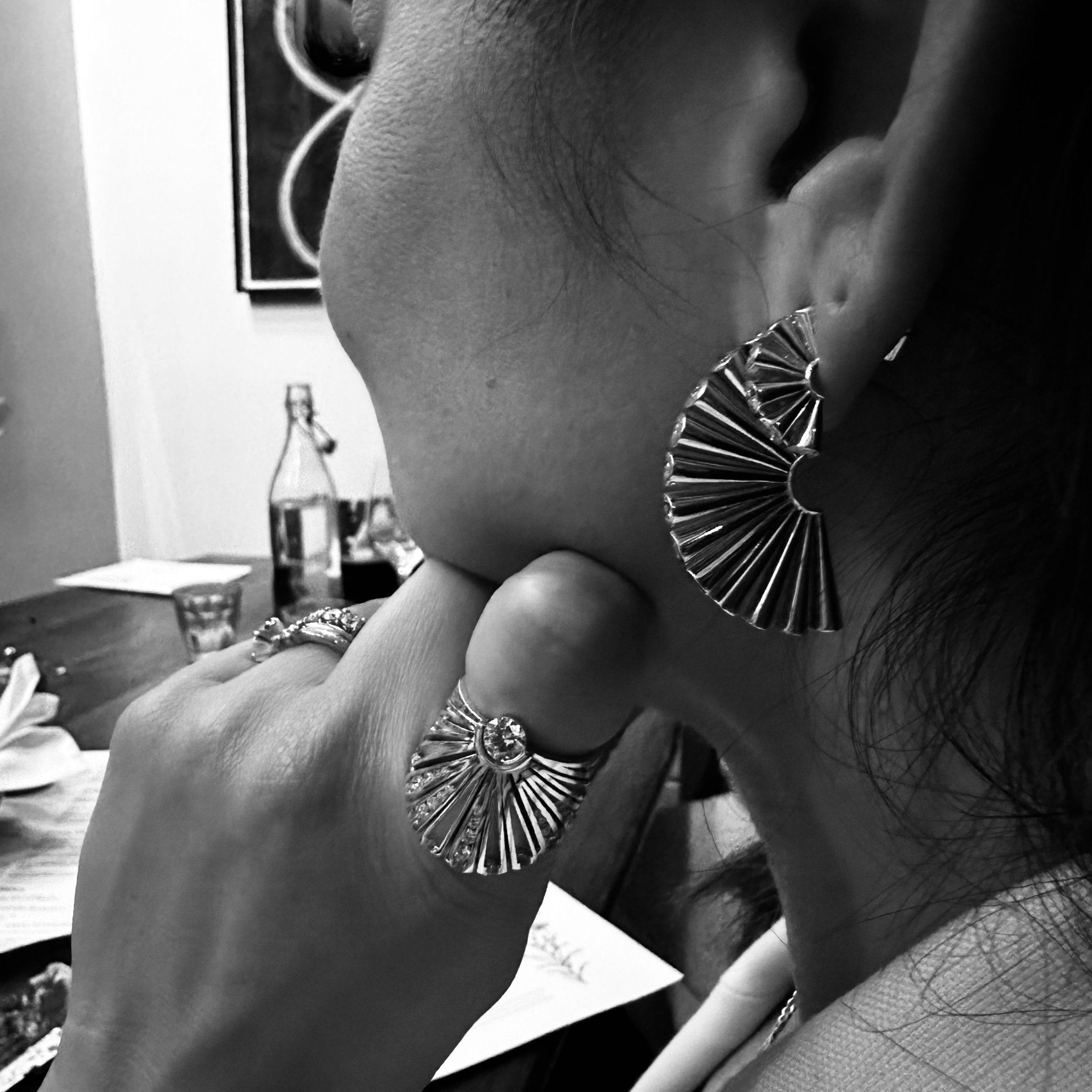 The Fabellas Earrings - MUSE Shop