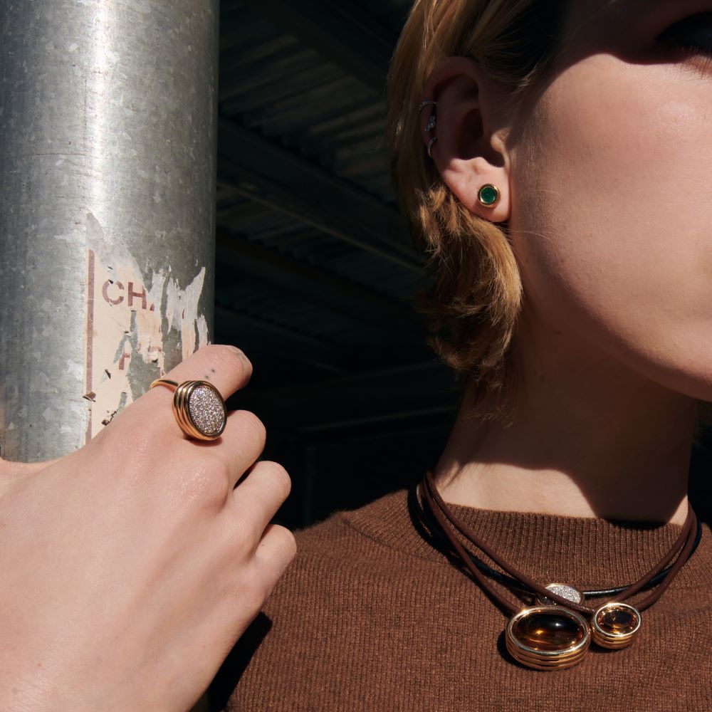 White Diamond Pavé Scuba Ring in Yellow Gold - MUSE Shop