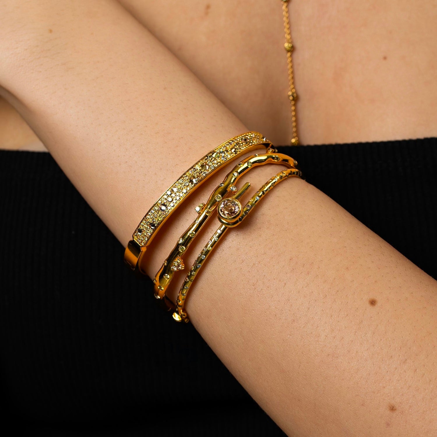 Fancy Color Diamond Thorne Cuff