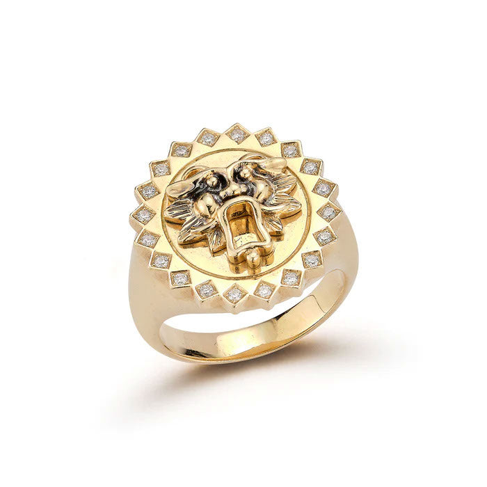 White Diamond Leo Signet Ring in Yellow Gold