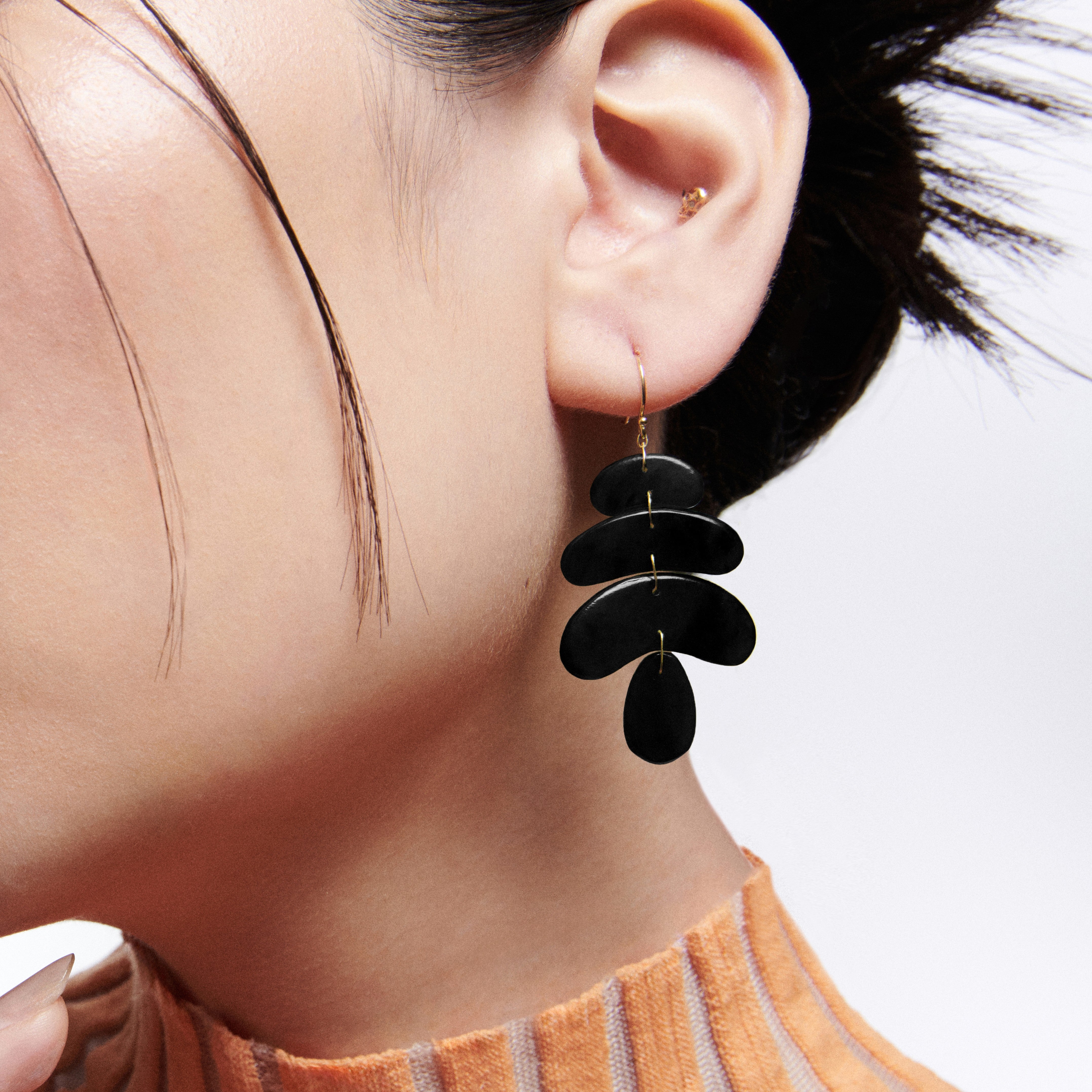 Onyx Small Totem Earrings