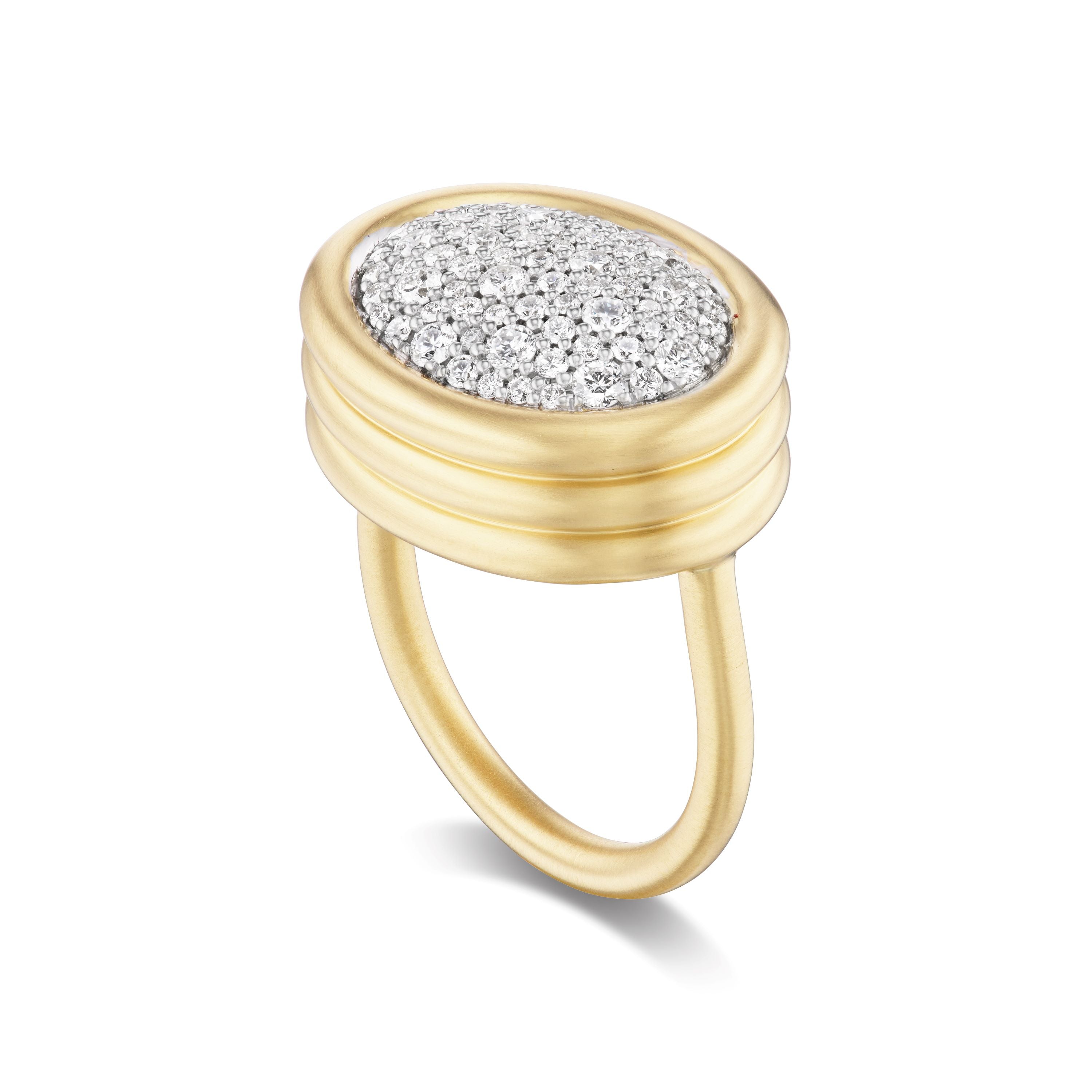 Brushed Gold Scuba Ring with Diamond Pavé