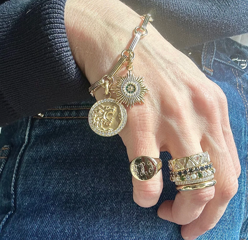 Ernie Chain charm Bracelet in yellow gold