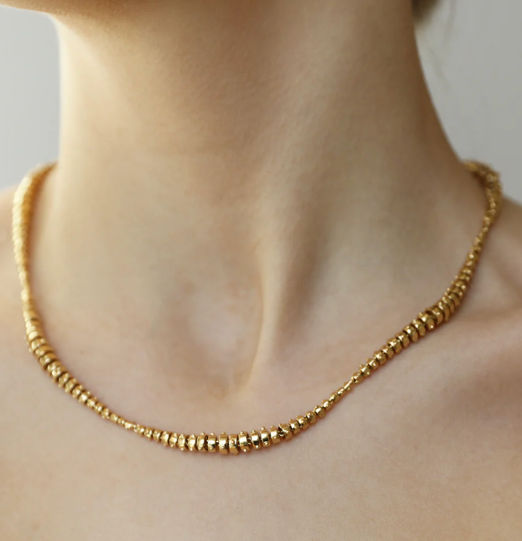 Regular Jali breeze Chain Necklace in yellow gold