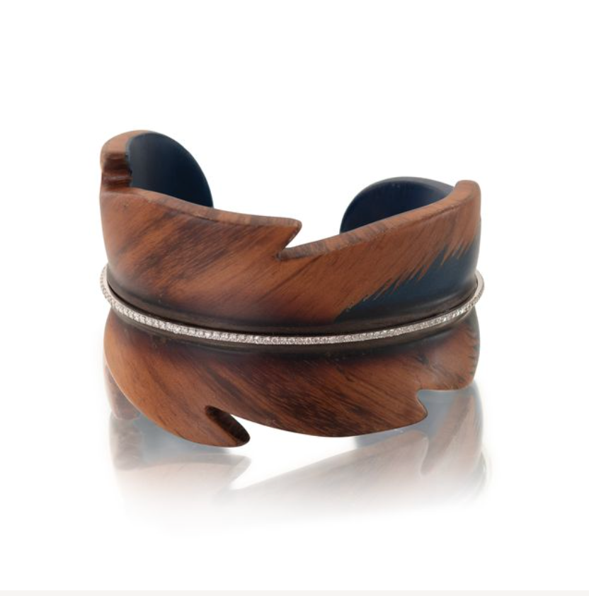 Marquetry Feather cuff bracelet with diamonds in yellow gold