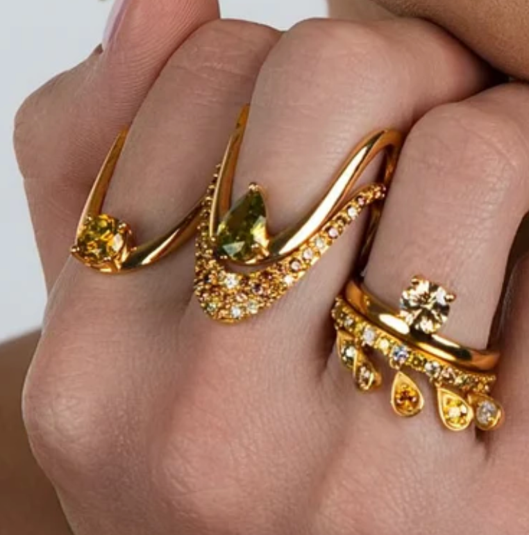 Fancy Colored Diamond Floating Ring in Yellow Gold