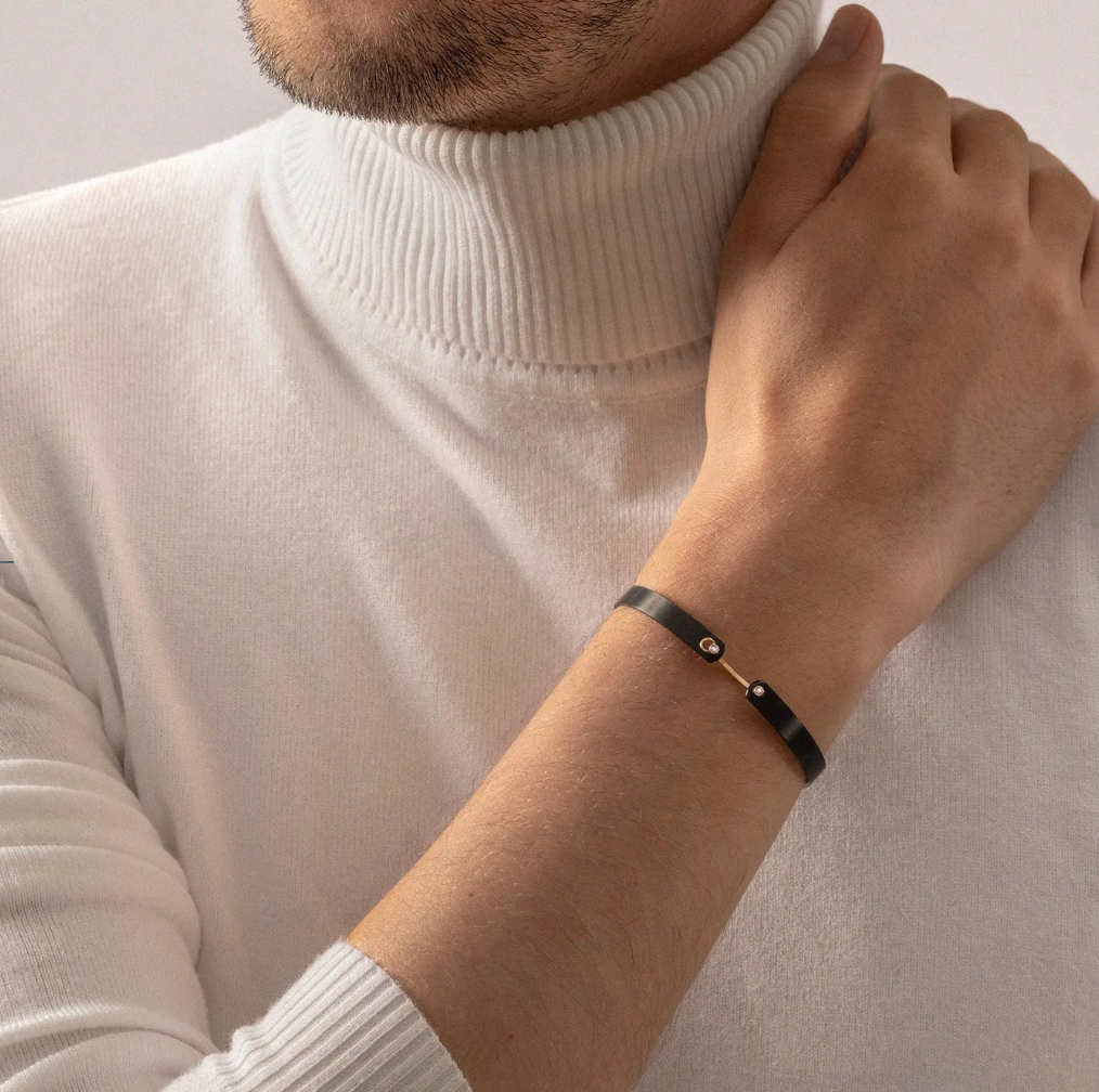 Midnight in Manhattan GM bangle in Titanium