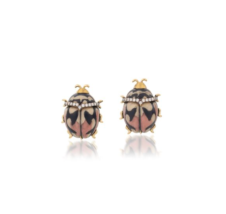 Small Marquetry beetle earrings with Black and pink design in yellow gold