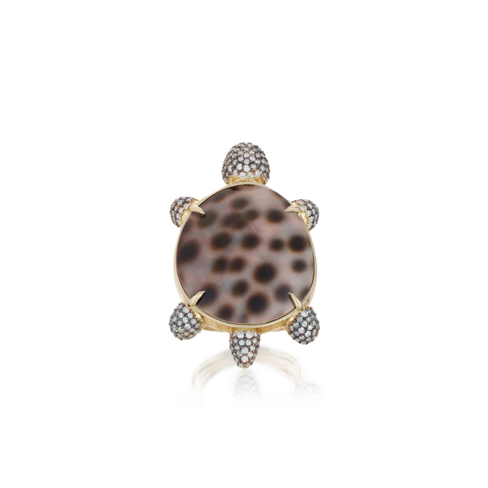Leopard Cowrie Shell Tortoise Ring with diamonds in yellow gold