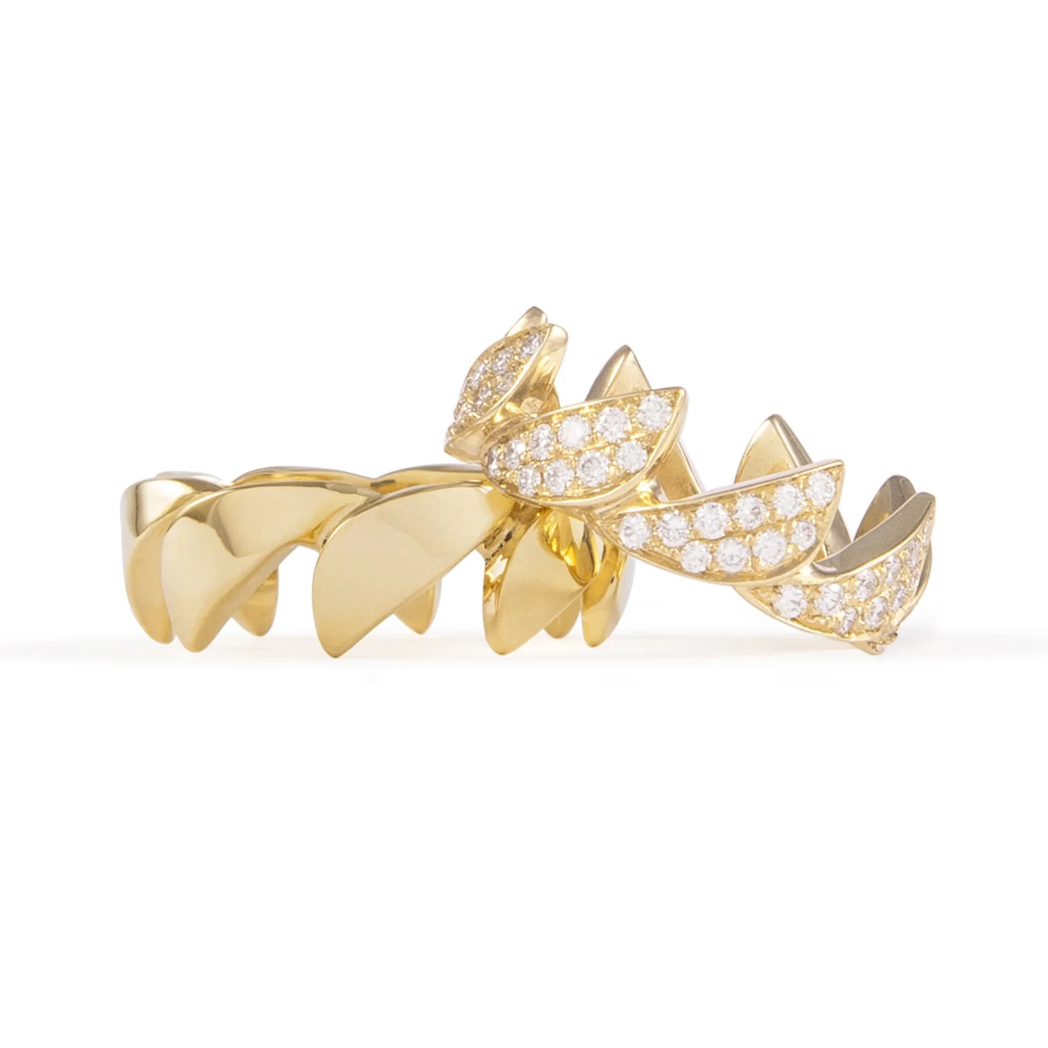 White Diamond Dip Versa Ring in Yellow Gold