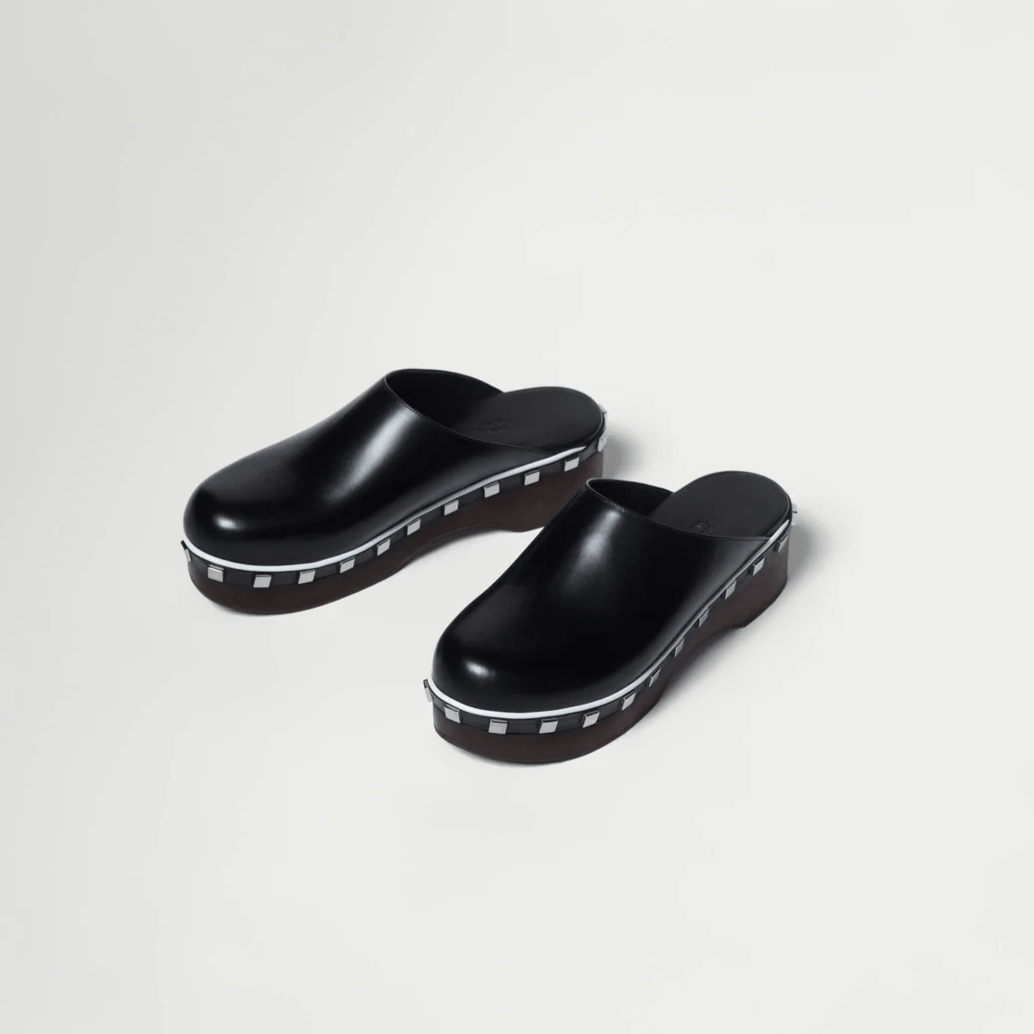 Black Calf Leather Clogs - MUSE Shop