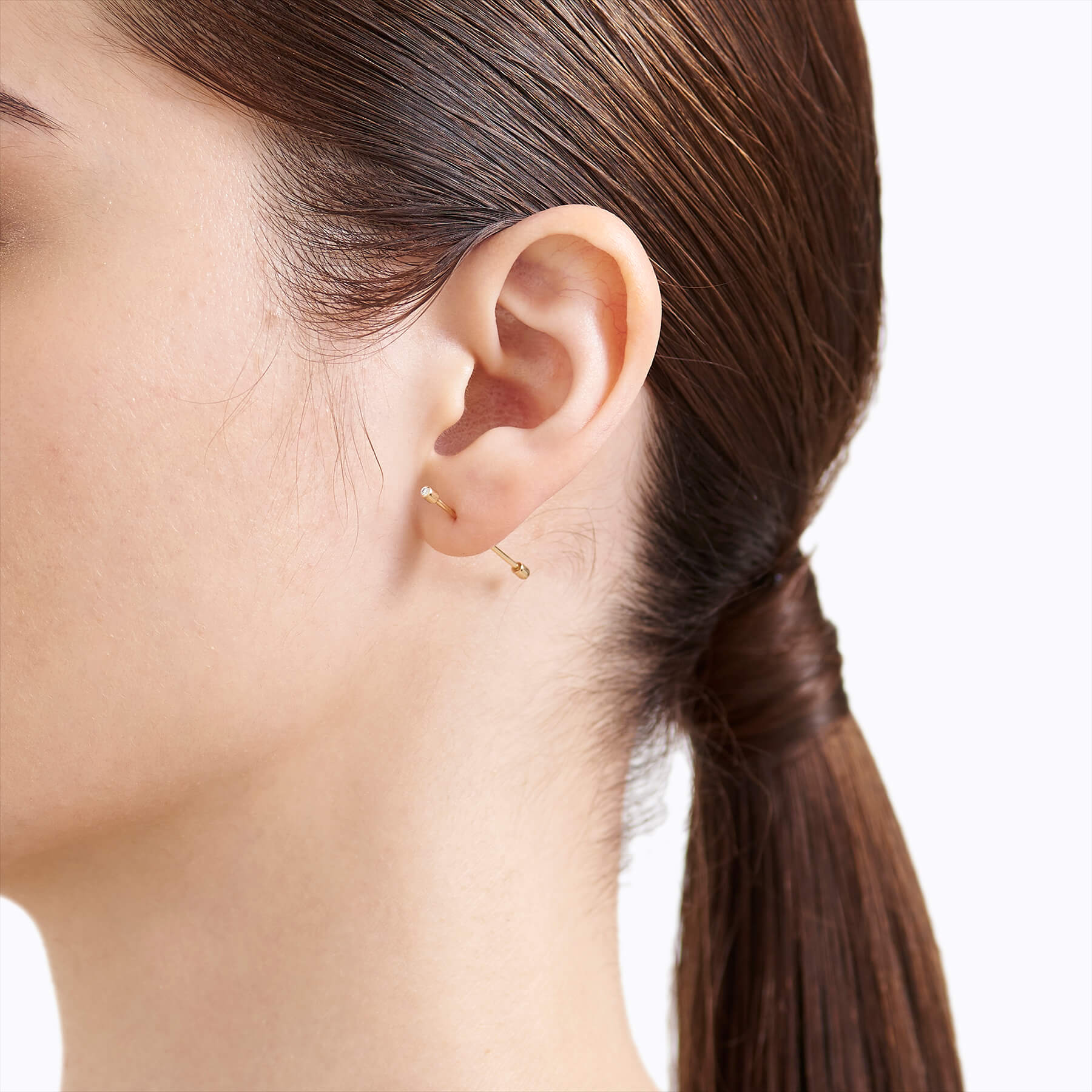 Yellow Gold and White Diamond 32mm Twist Pin Earring 03