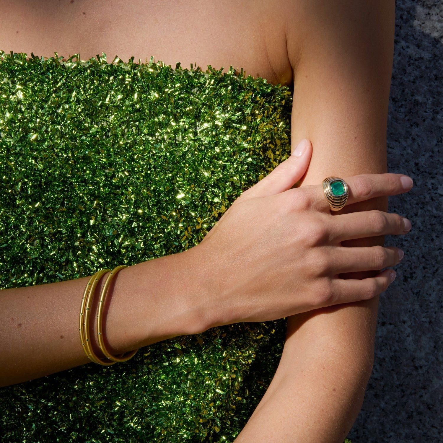 Green Tsavorite Seamless Bangle - MUSE Shop
