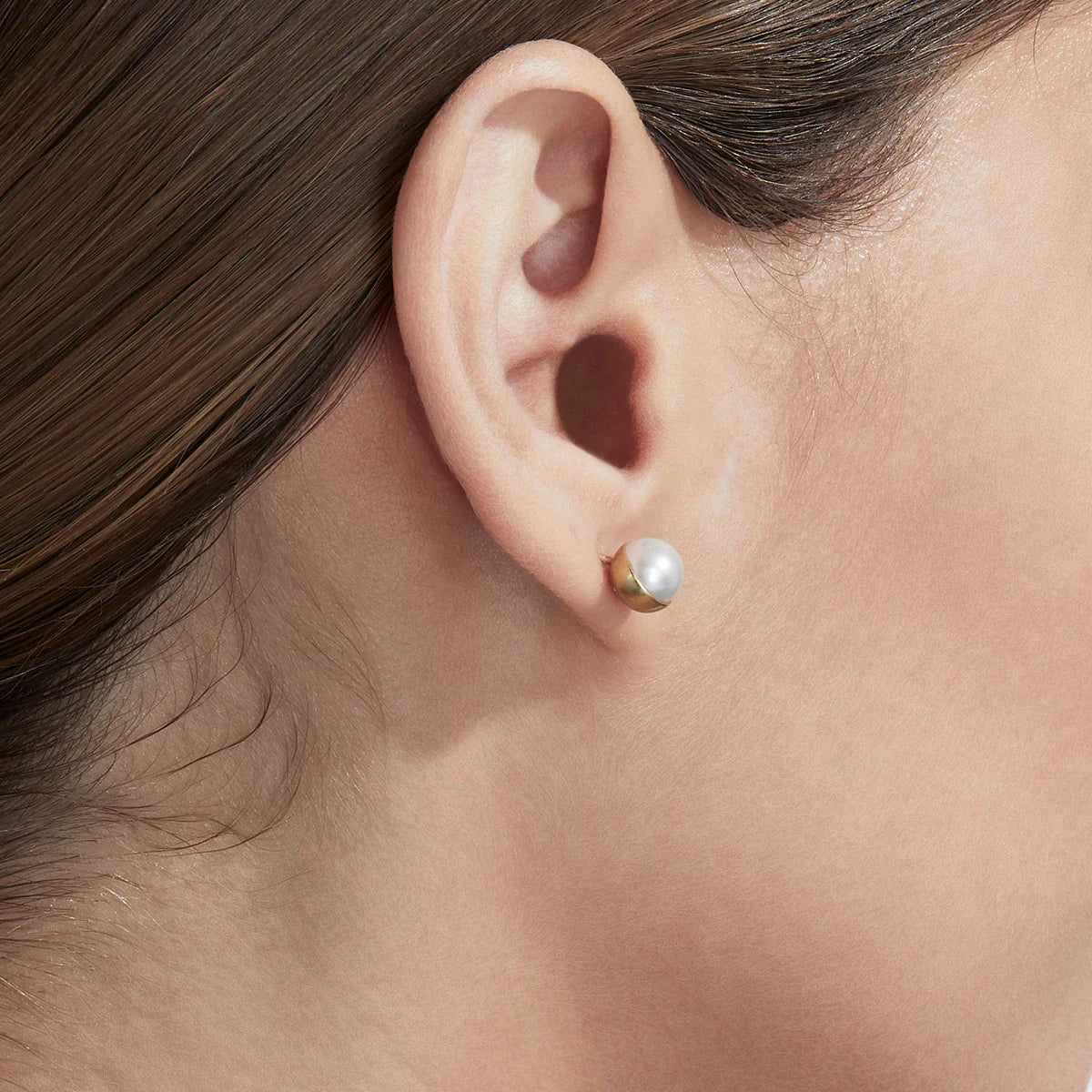 Yellow Gold 45° Half Pearl Stud