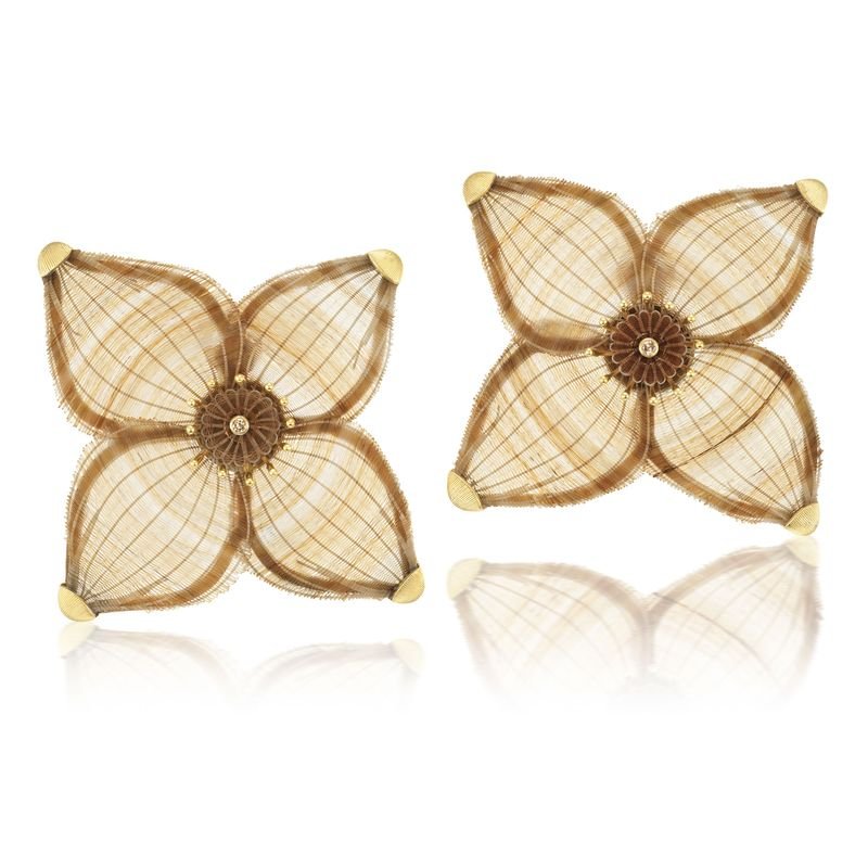 Horse Mane Flower Earrings - MUSE Shop