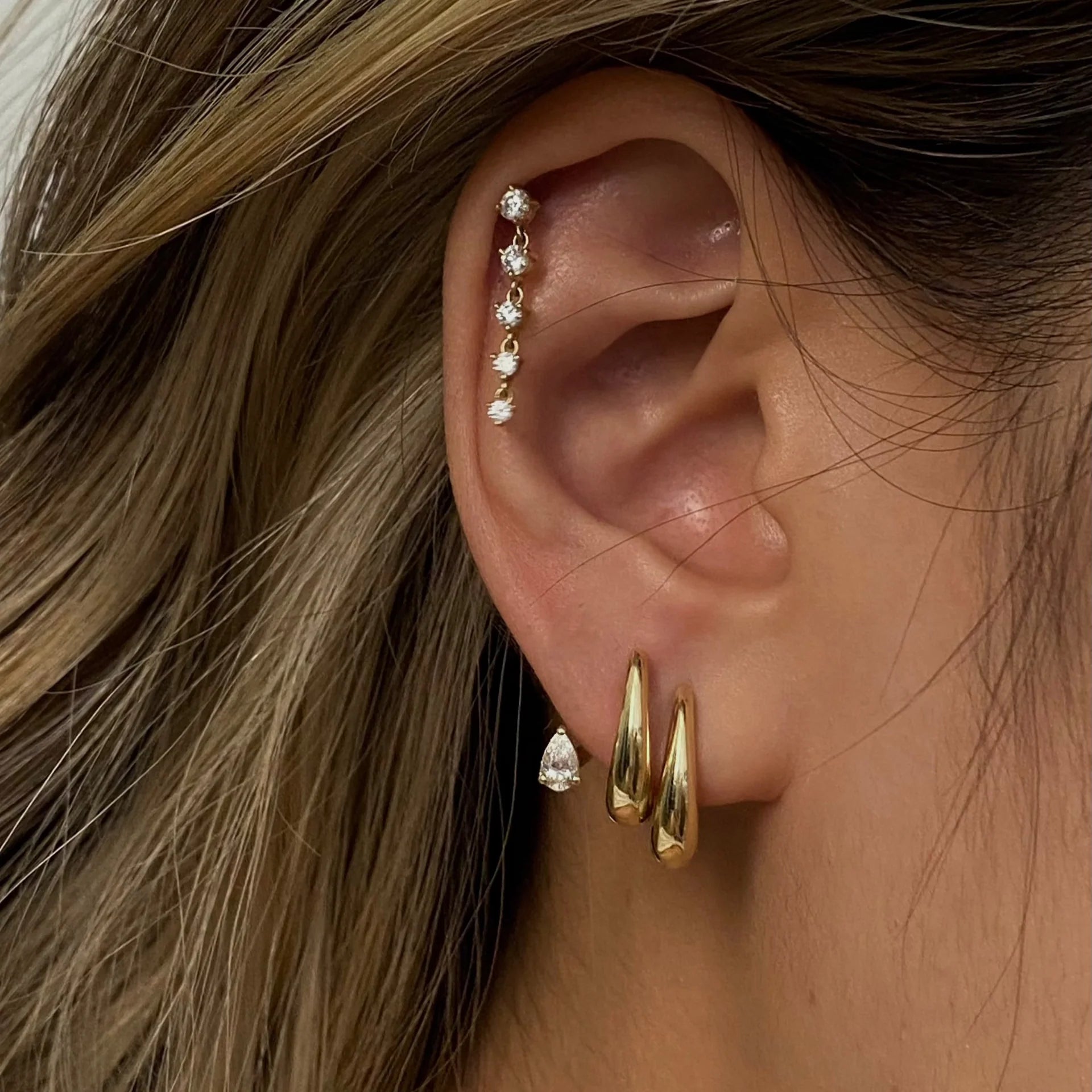 White Diamond Eros Floating Huggies in Yellow Gold