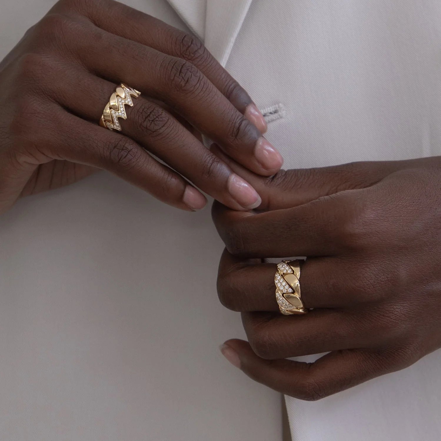 White Diamond Dip Versa Ring in Yellow Gold